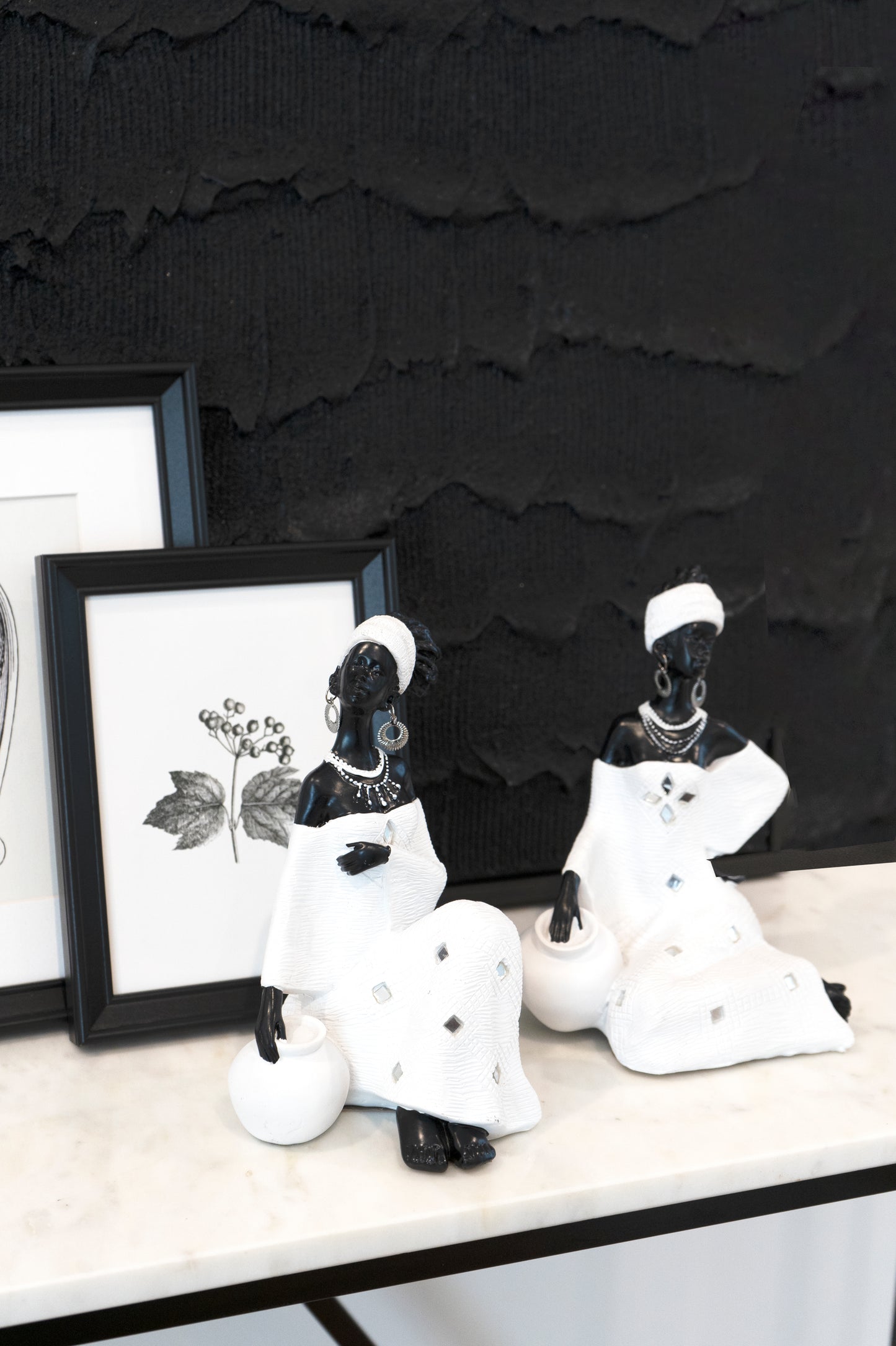 Sitting African Sculpture - Expo Home Decor